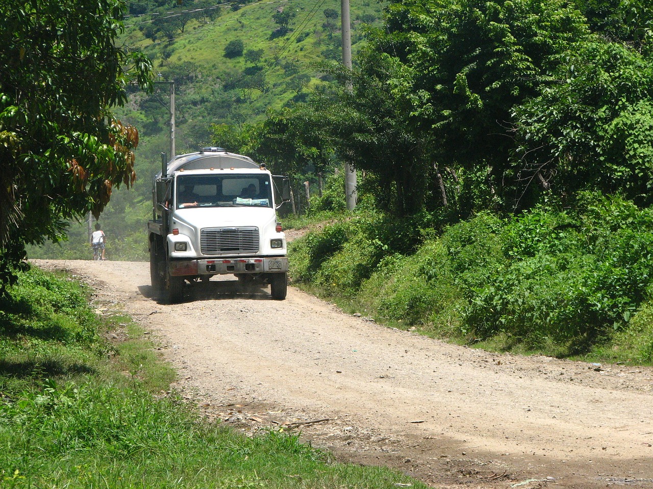 最新卡車司機微信群，連接、交流與進步的橋梁，共創(chuàng)行業(yè)未來