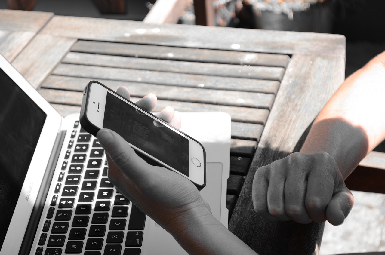 蘋果4s水貨最新報(bào)價(jià)深度解析及購買建議，市場(chǎng)走勢(shì)與選擇指南