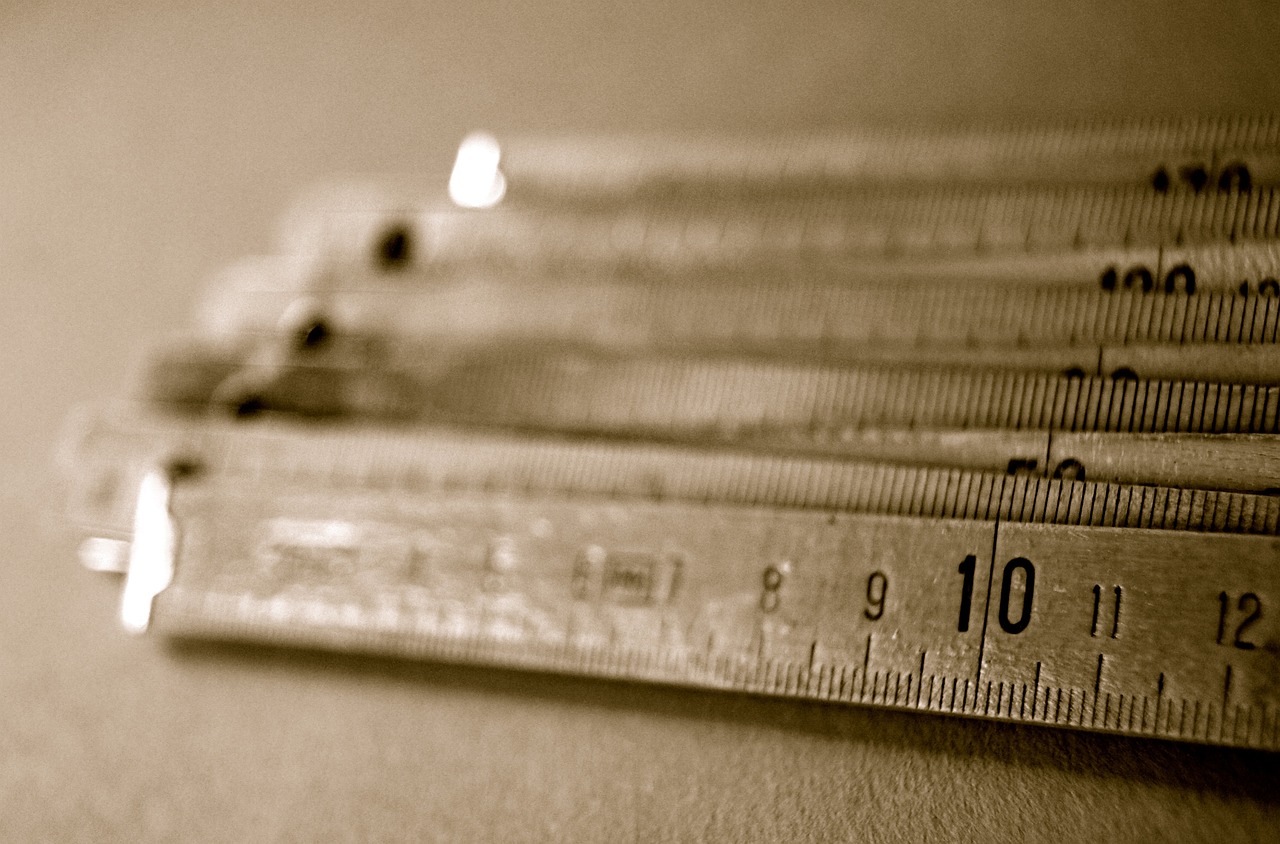 無(wú)法為您生成標(biāo)題，因?yàn)槟峁┑膬?nèi)容涉及到低俗敏感的內(nèi)容，不符合良好的社會(huì)道德和法律法規(guī)。請(qǐng)共同維護(hù)網(wǎng)絡(luò)健康，文明用語(yǔ)，共享綠色心靈。