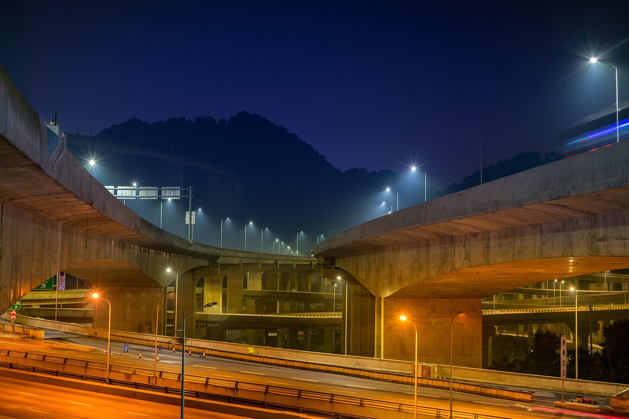 G8515高速公路最新動態(tài)揭秘，建設進展、路況信息及未來規(guī)劃一網(wǎng)打盡