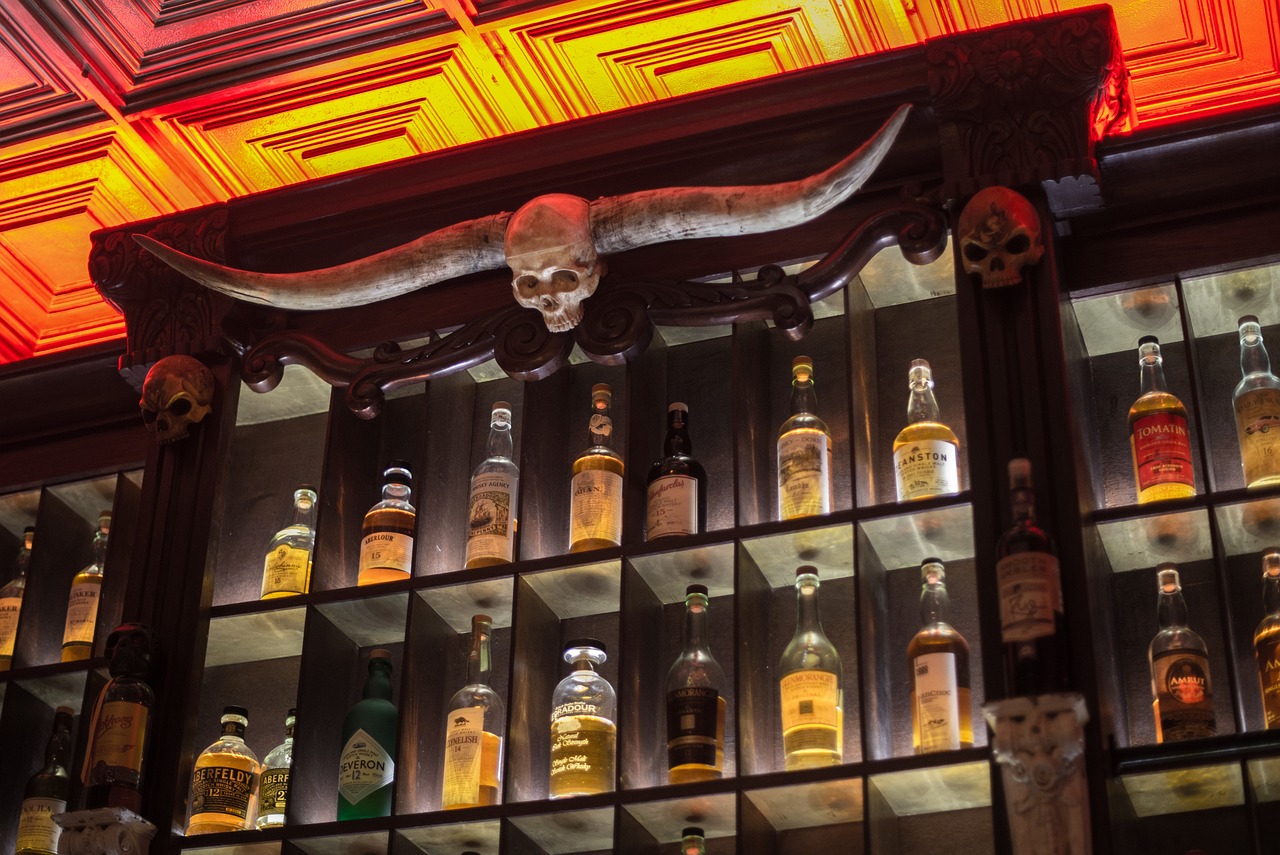 最新地攤貨產(chǎn)品圖片展示，揭示當下小商品流行趨勢與時尚魅力