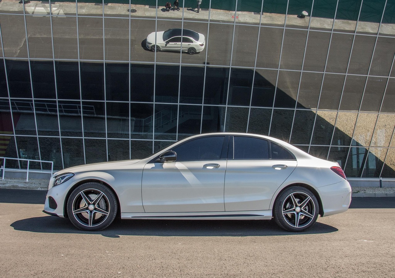 大運(yùn)重卡雙驅(qū)375最新款引領(lǐng)行業(yè)新潮流