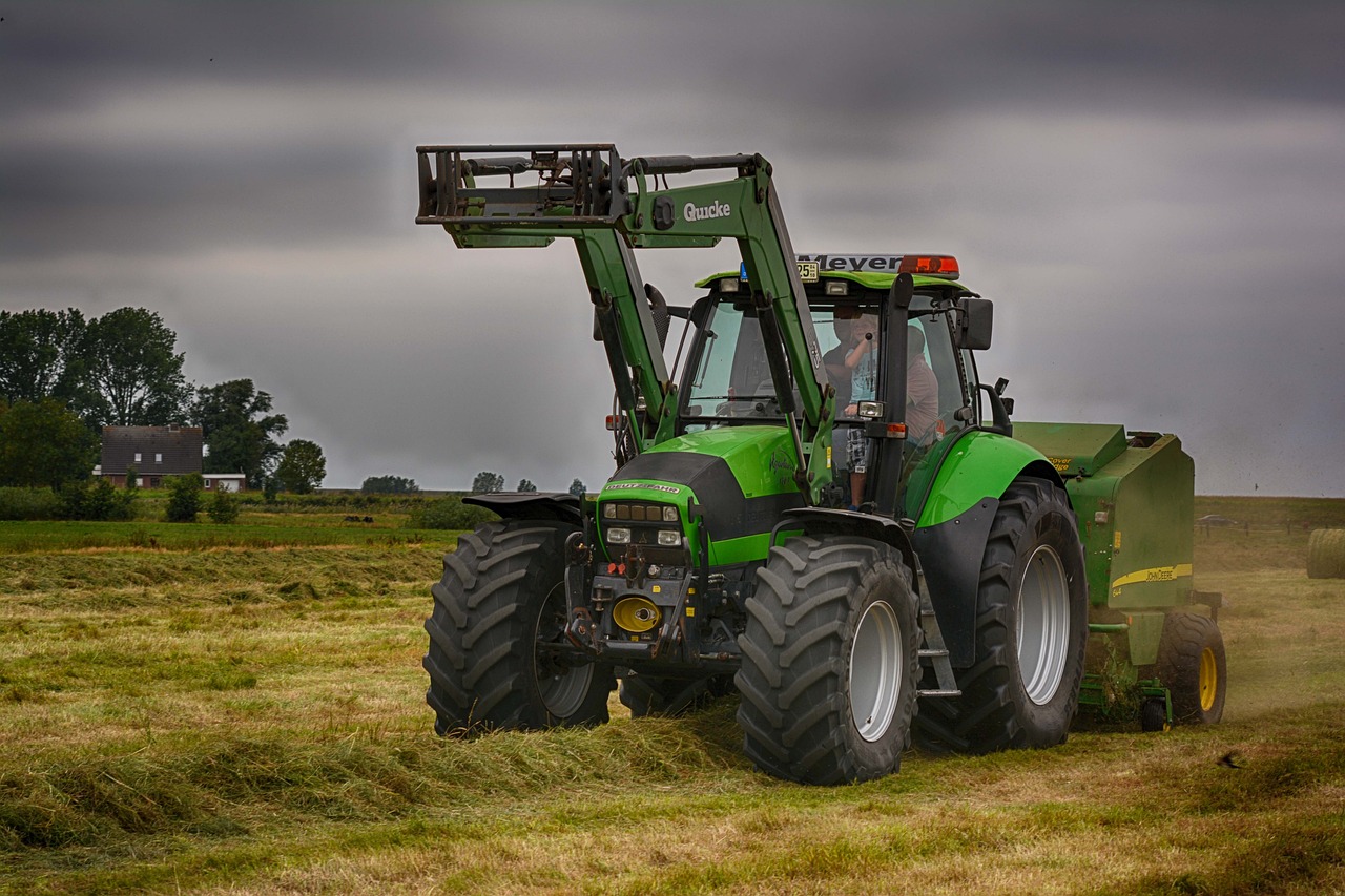 福田雷沃收割機(jī)GE70最新款，科技與效率的完美融合