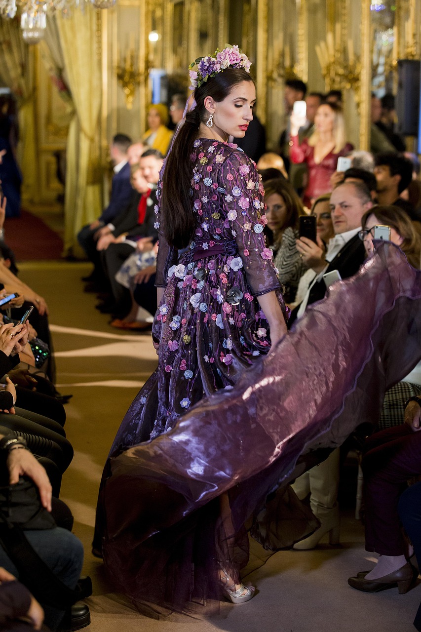 最新頭像發(fā)布，探索時(shí)尚潮流的無(wú)限魅力